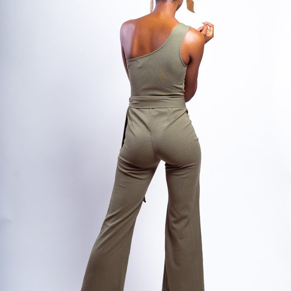 Green jumpsuit - Picture 3 of 5